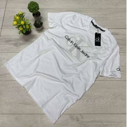 White Calvin Klein T-shirt