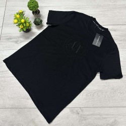 Μπλούζα Armani Exchange – Μαύρη με Ανάγλυφο Λογότυπο